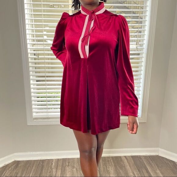 VINTAGE Barad & Co Velvet Velour Nightgown Tie Neck Puff Shoulder Mini Dress - Picture 12 of 16